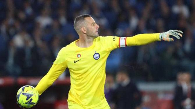 ​11 years of Nerazzurri career is over: Handanovic leaves the team